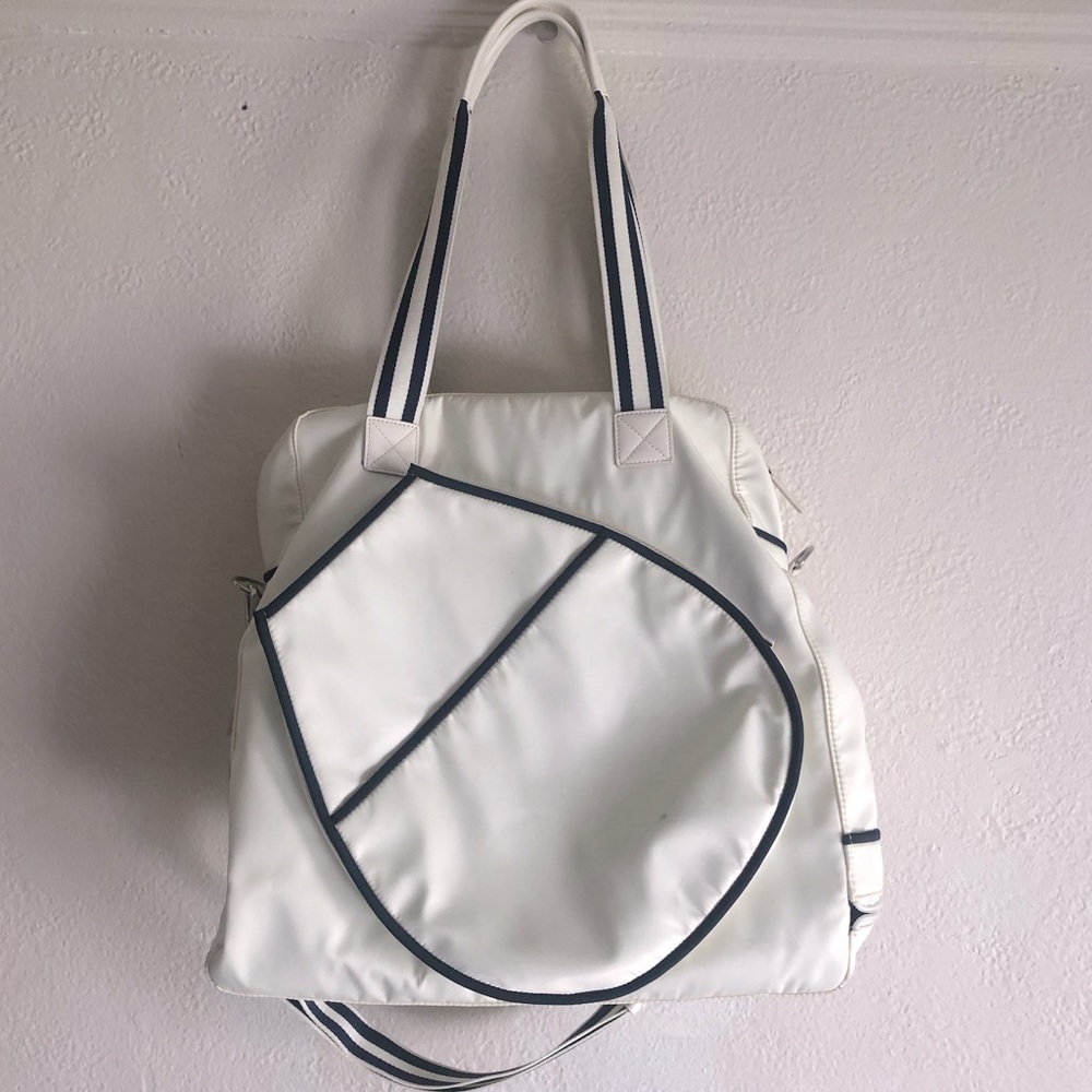Mark & Graham Sporty Stripe Tennis Tote in White-Navy